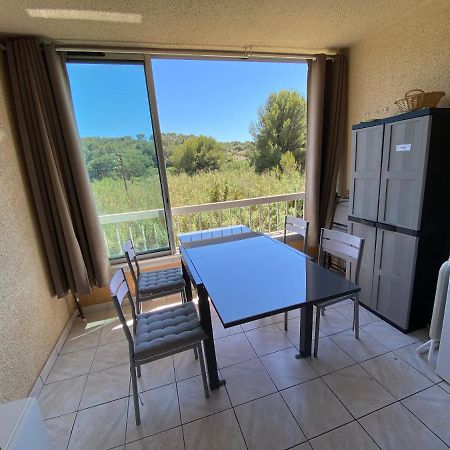 Appart 4 pers dans résidence avec piscine à 10 min de la plage Sanary-sur-Mer Extérieur photo